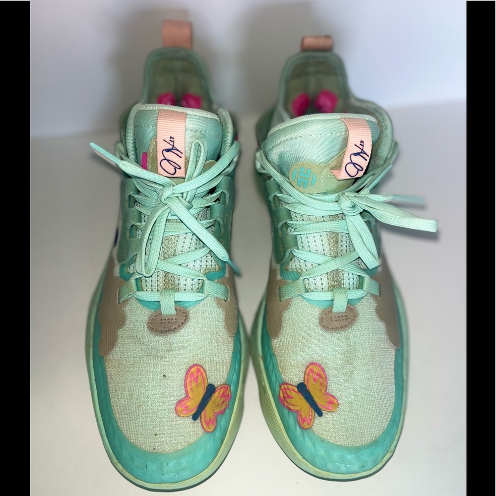 James Harden’s fifth signature shoe Vol. 5 with the Chapter 2 “Support” edition.